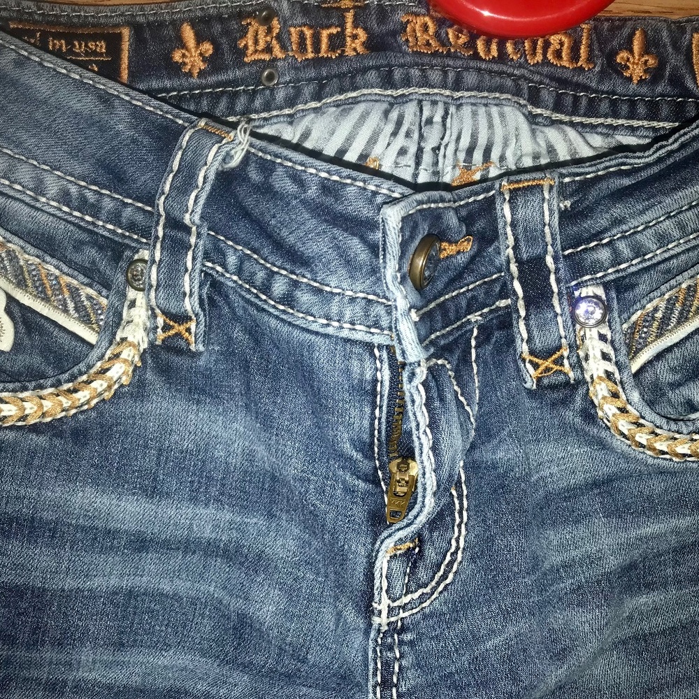 Rock revivals size 25